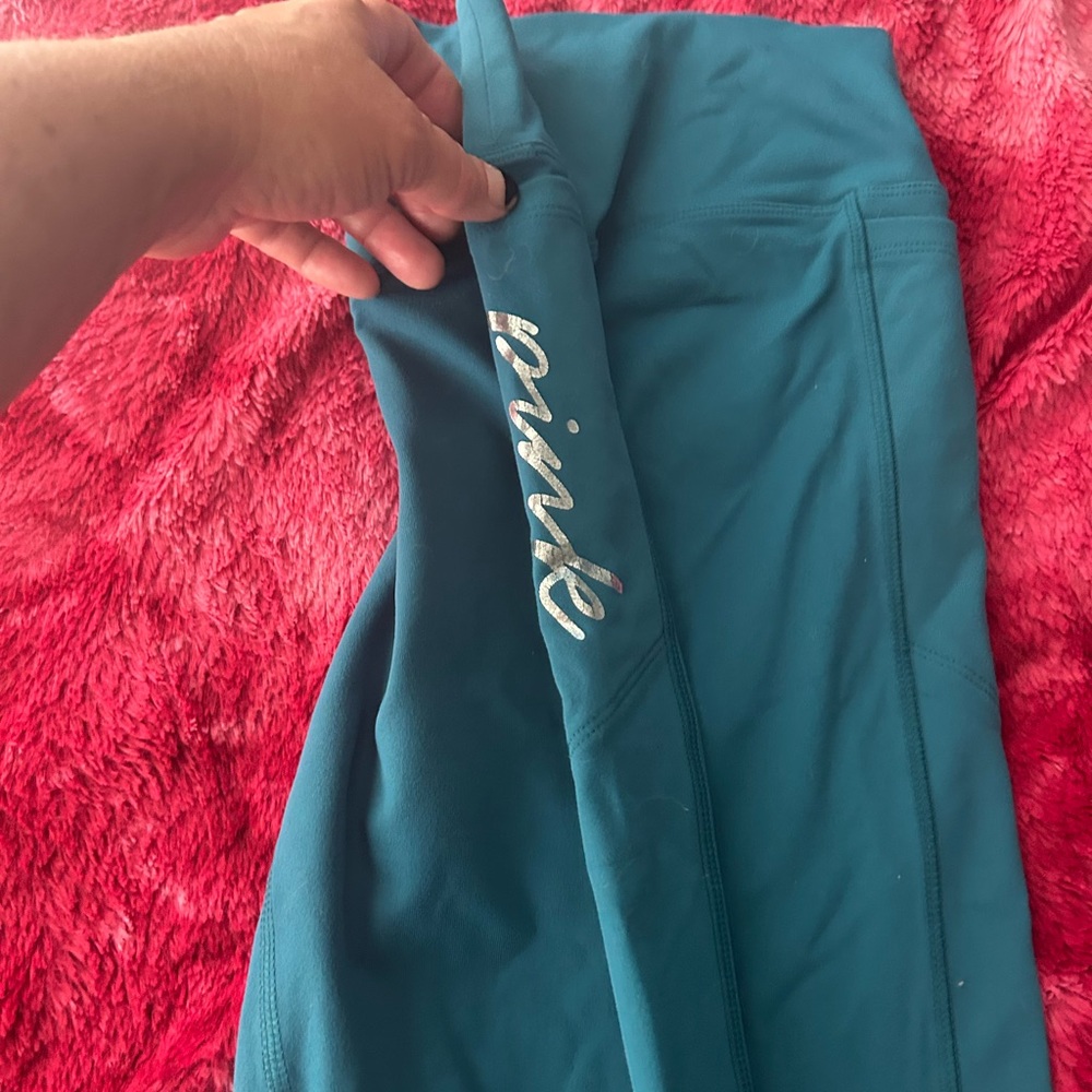 PINK Victoria's Secret teal and light blue Ombré Leggings - Picture 8 of 8